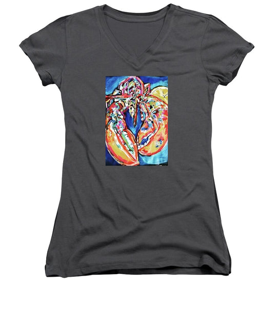 Larry - Women's V-Neck